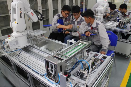 濟南技師學(xué)院