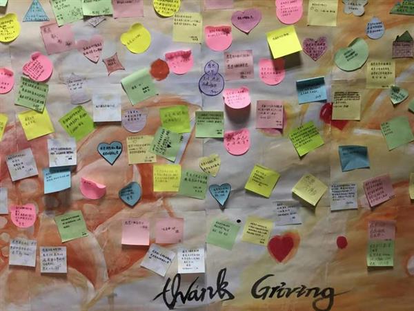 總有奇跡在這里誕生——唐山森泰教育升1報(bào)道：《感恩你，一路相隨伴著我！》   