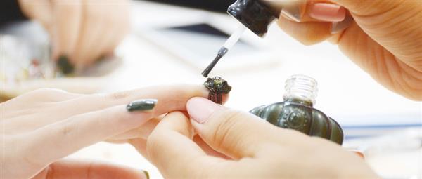 現在學美甲晚嗎？保定哪里可以學美甲？