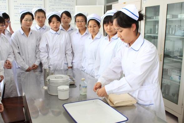 北京護理學校高級護理專業(yè)怎么樣？