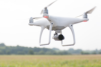 山東學(xué)無(wú)人機(jī)操控技術(shù)去哪里？