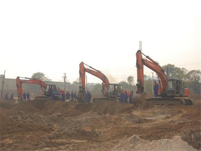 在唐山學(xué)挖掘機(jī)去哪里？   