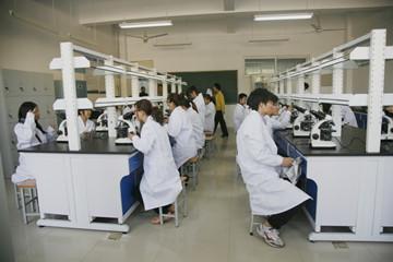 山東現(xiàn)代畜牧獸醫(yī)專修學(xué)校怎么樣？有什么辦學(xué)優(yōu)勢(shì)嗎？