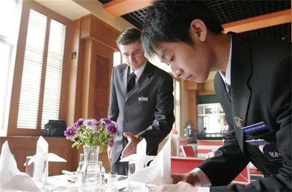 德州應(yīng)用技術(shù)學(xué)校 德州應(yīng)用技術(shù)學(xué)校