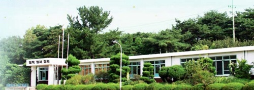 邯鄲華夏職業(yè)技術(shù)學(xué)校學(xué)費(fèi)多少？