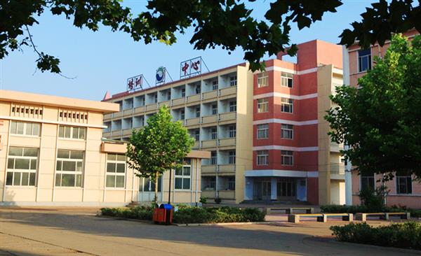 山東龍口礦業(yè)集團(tuán)高級(jí)技工學(xué)校有哪些專(zhuān)業(yè)？有電子方面專(zhuān)業(yè)嗎？