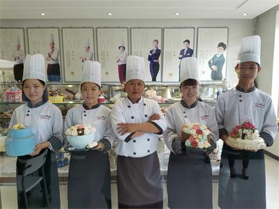 去邢臺哪所學校學習月餅制作？   