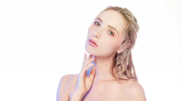 女生如何提升自己的形象？石家莊風(fēng)范形象設(shè)計(jì)學(xué)校來支招！