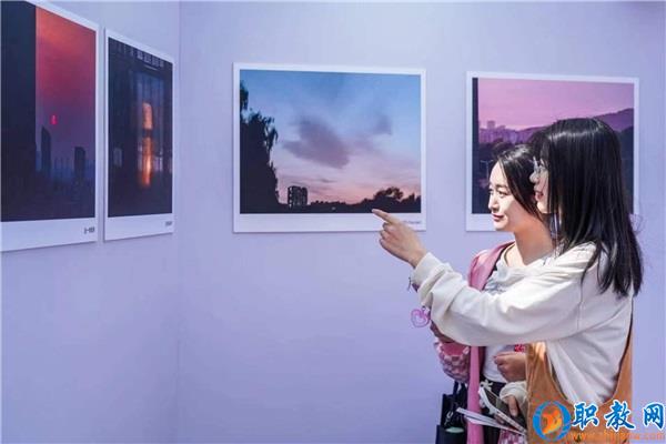 尋找有為青年大賽圓滿收官，助力校園無紙化學(xué)習(xí)再升級