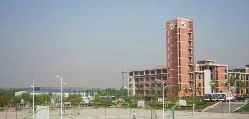 與同類院校相比，泰安技師學院都有哪些優(yōu)勢？