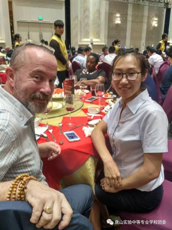 唐山實驗中專老師及學(xué)生全方位服務(wù)國際職教大會